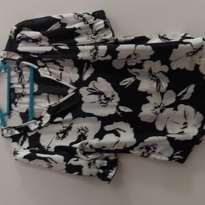 Haver London Black & White V-cut 3/4 Ruffle Blouse Sz M